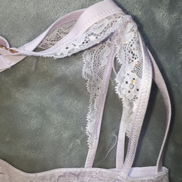 La Senza Beyond Sexy Lilac front close bra - Picture 7 of 11